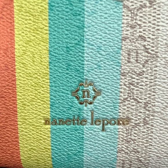 NWT NANETTE LEPORE DABLE ZIP WRISTLET ORGANIZER CASE - Picture 2 of 8